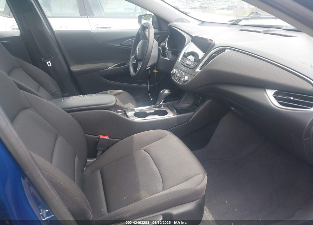 2019 CHEVROLET MALIBU VIN: 1G1ZB5ST0KF165707