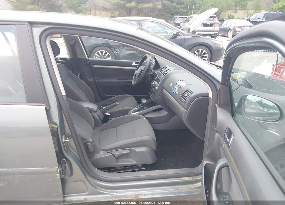 2008 VOLKSWAGEN RABBIT S VIN: WVWDB71K48W214390