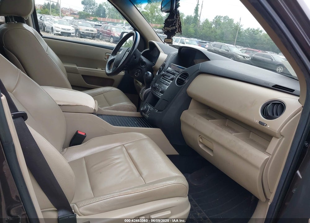 2012 HONDA PILOT VIN: 5FNYF4H90CB061320