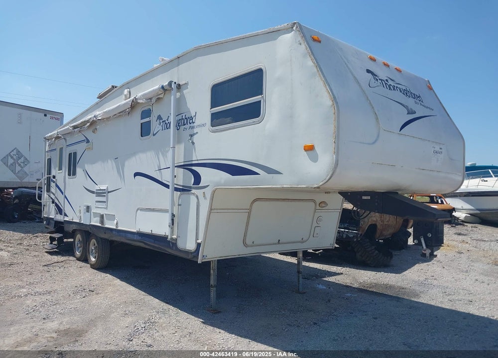2005 PALOMINO THOROUGHBRED F-829RL VIN: 1PAF00Z225M006521