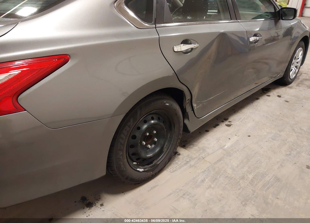 2017 NISSAN ALTIMA VIN: 1N4AL3AP9HN353494