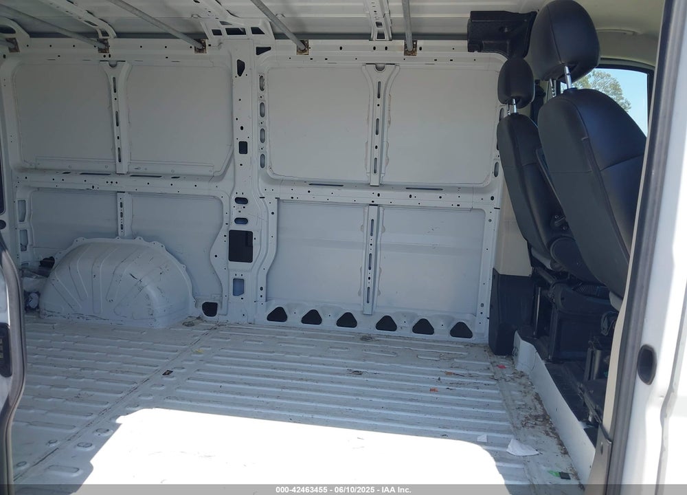 2015 RAM PROMASTER 1500 LOW ROOF VIN: 3C6TRVAG9FE515579