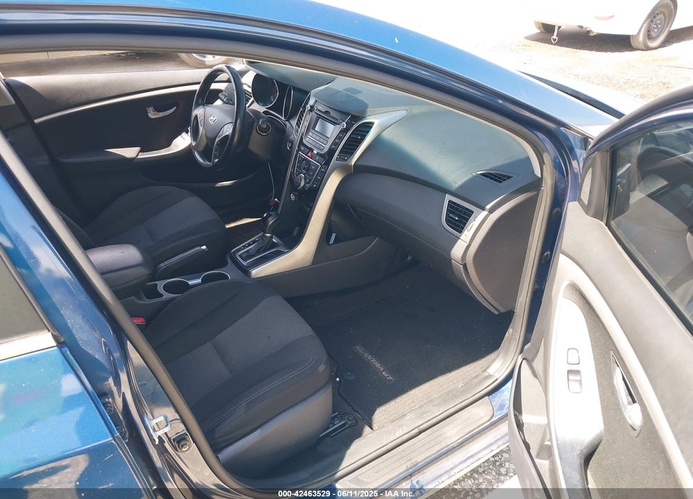 2016 HYUNDAI ELANTRA VIN: KMHD35LHXGU304149