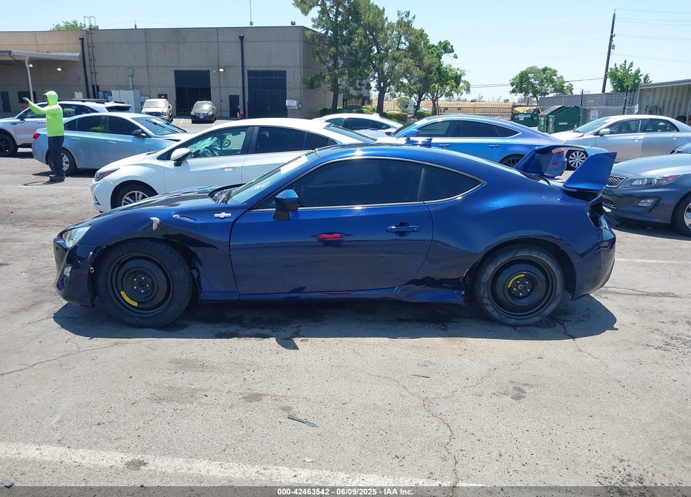 2013 SCION FR-S VIN: JF1ZNAA11D2717111