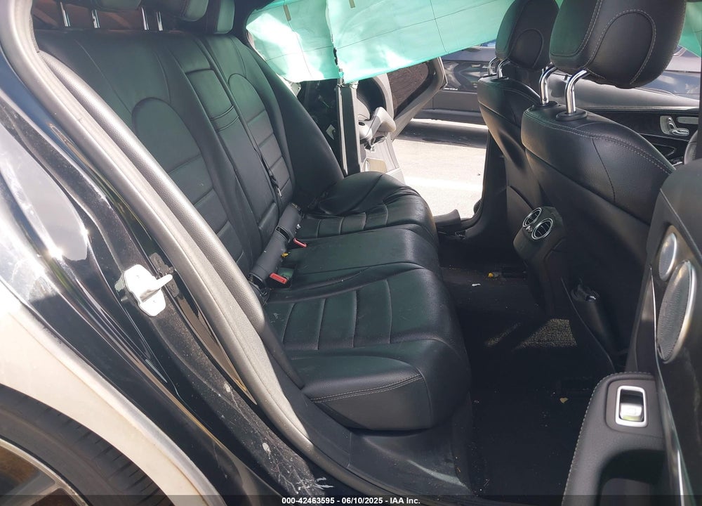 2015 MERCEDES-BENZ C 400 VIN: 55SWF6GBXFU015973