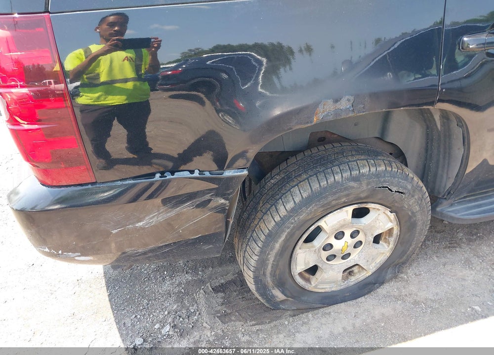 2007 CHEVROLET TAHOE LT VIN: 1GNFK13007R186500