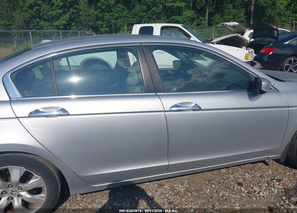 2009 HONDA ACCORD VIN: 1HGCP36819A033279