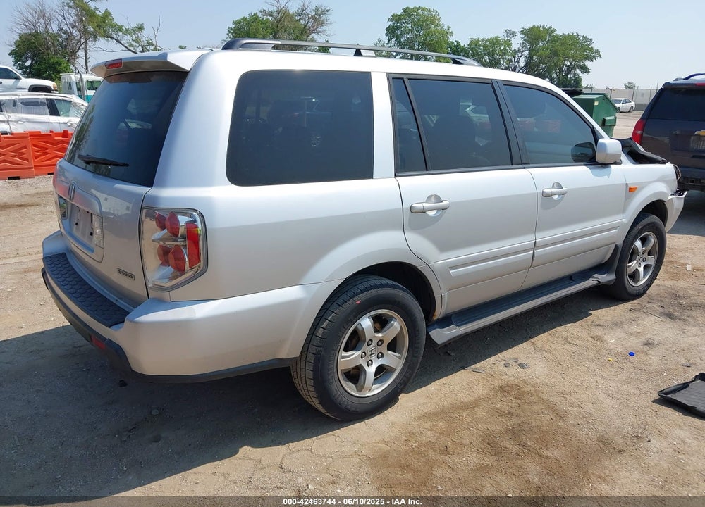 2006 HONDA PILOT EX-L VIN: 5FNYF18696B020807
