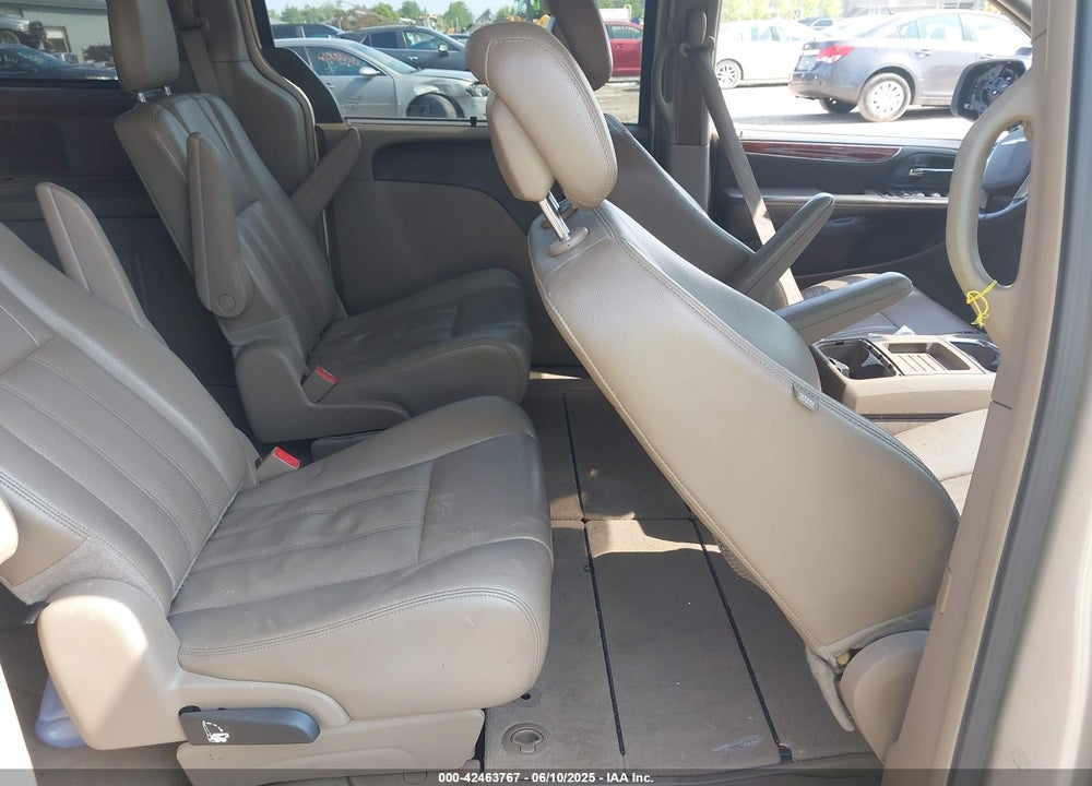 2013 CHRYSLER TOWN & COUNTRY TOURING-L VIN: 2C4RC1CG5DR684309