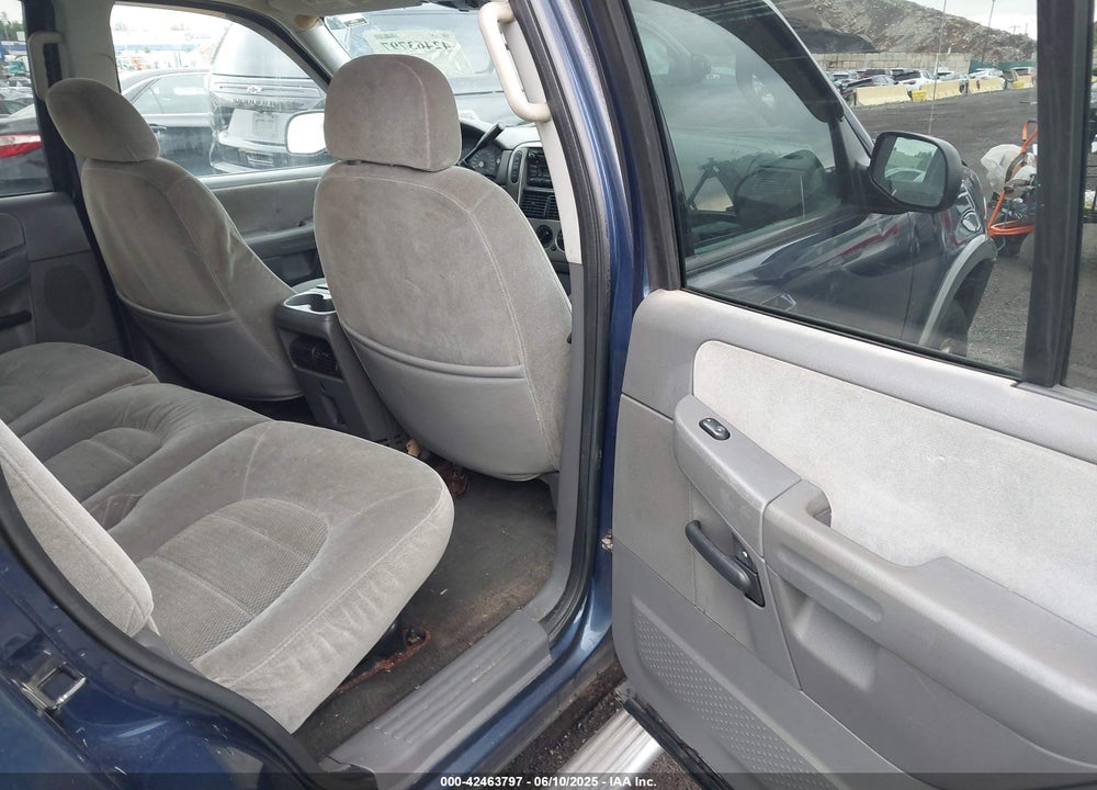 2005 FORD EXPLORER XLT/XLT SPORT VIN: 1FMDU73E65UB04476