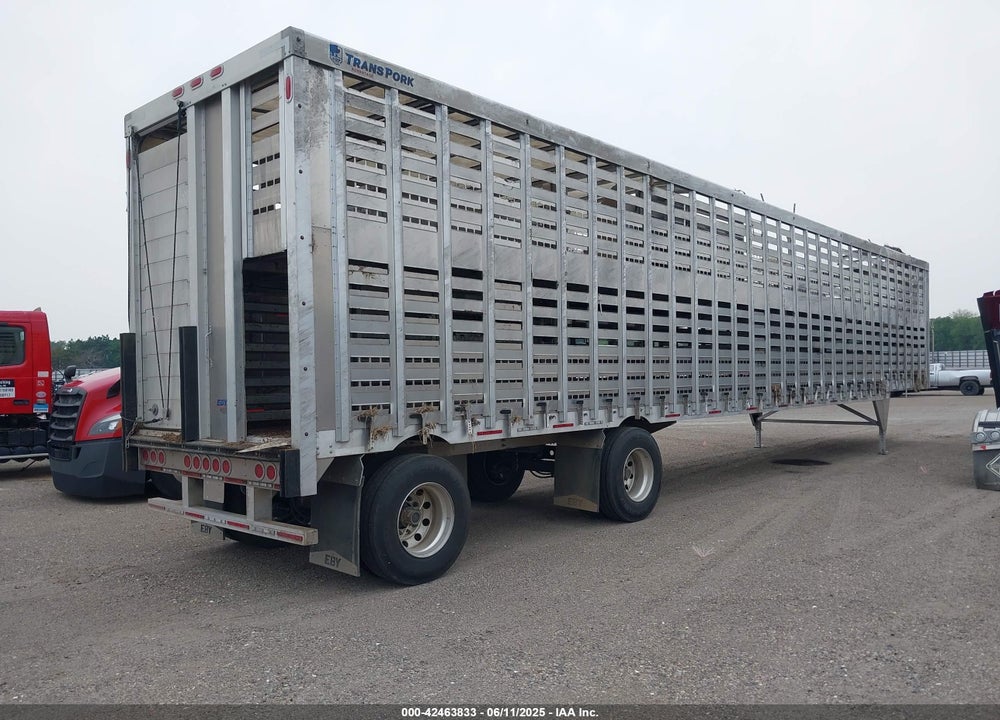 2025 M H EBY TRAILERS LIVESTOCK TRAILER VIN: 4A2LD5321S3010924