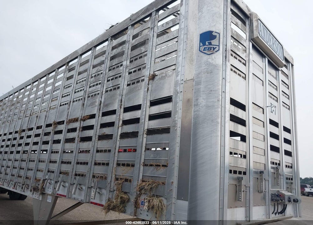 2025 M H EBY TRAILERS LIVESTOCK TRAILER VIN: 4A2LD5321S3010924