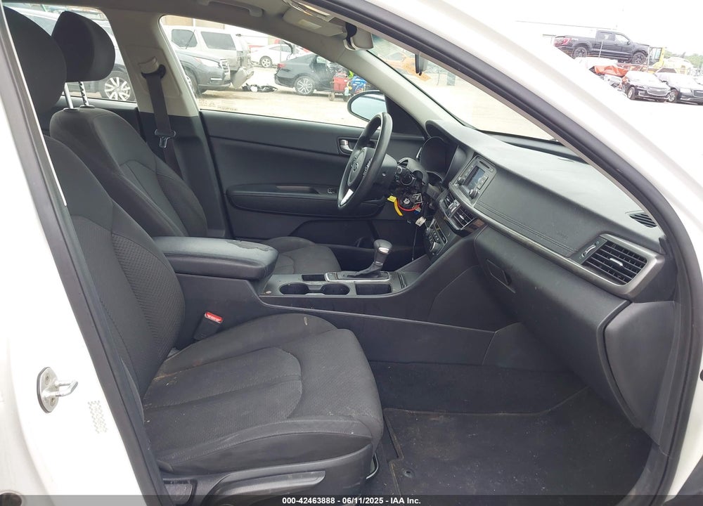 2016 KIA OPTIMA VIN: KNAGT4L34G5094171