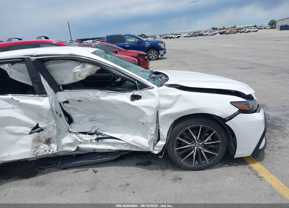 2021 TOYOTA CAMRY SE VIN: 4T1G11AK1MU428624