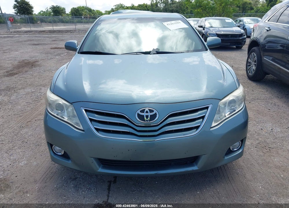 2011 TOYOTA CAMRY XLE VIN: 4T1BF3EK4BU590830