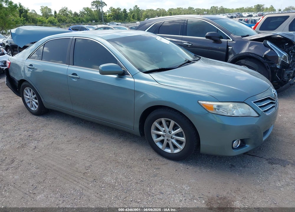 2011 TOYOTA CAMRY XLE VIN: 4T1BF3EK4BU590830