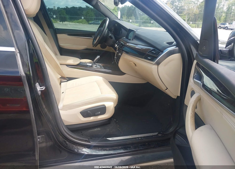 2017 BMW X5 VIN: 5UXKR0C39H0V82808