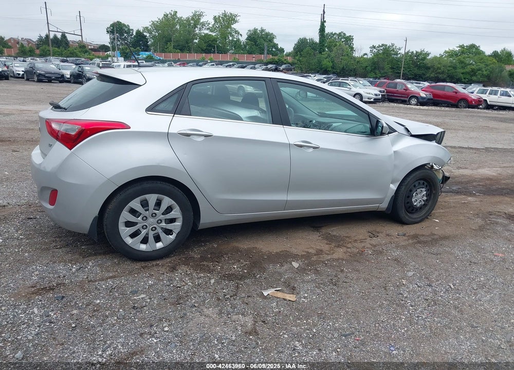 2016 HYUNDAI ELANTRA VIN: KMHD35LH2GU310303
