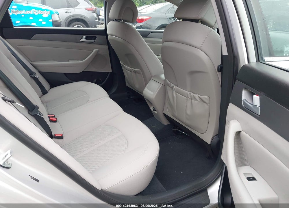 2015 HYUNDAI SONATA VIN: 5NPE24AA1FH114177
