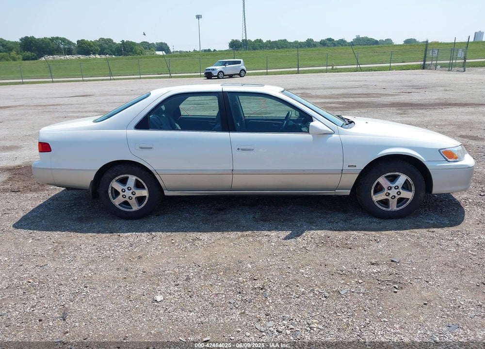2001 TOYOTA CAMRY VIN: JT2BF22K510298959
