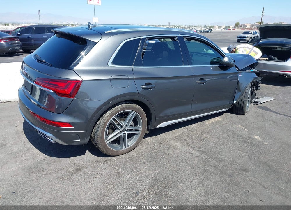 2021 AUDI Q5 VIN: WA1G2AFY8M2111198