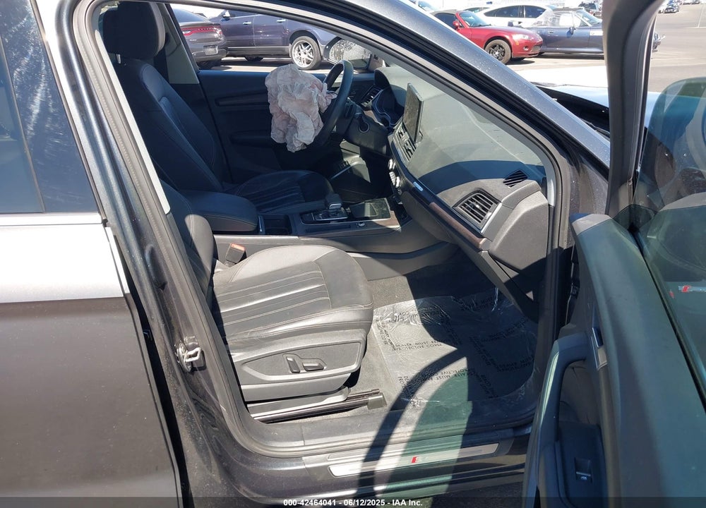 2021 AUDI Q5 VIN: WA1G2AFY8M2111198