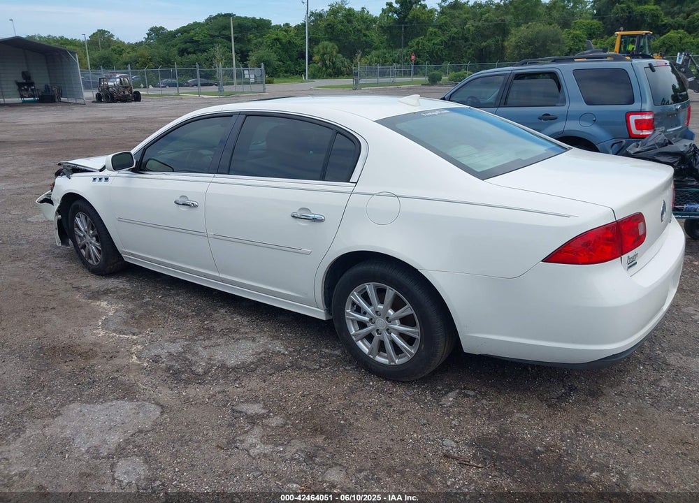 2011 BUICK LUCERNE VIN: 1G4HC5EM0BU118995
