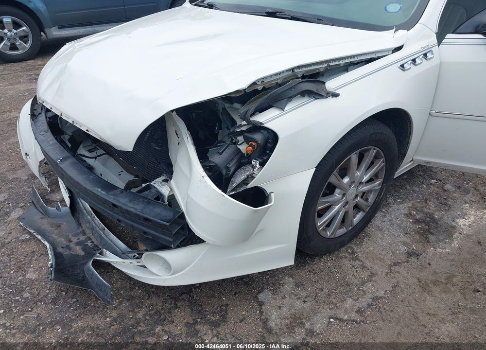 2011 BUICK LUCERNE VIN: 1G4HC5EM0BU118995