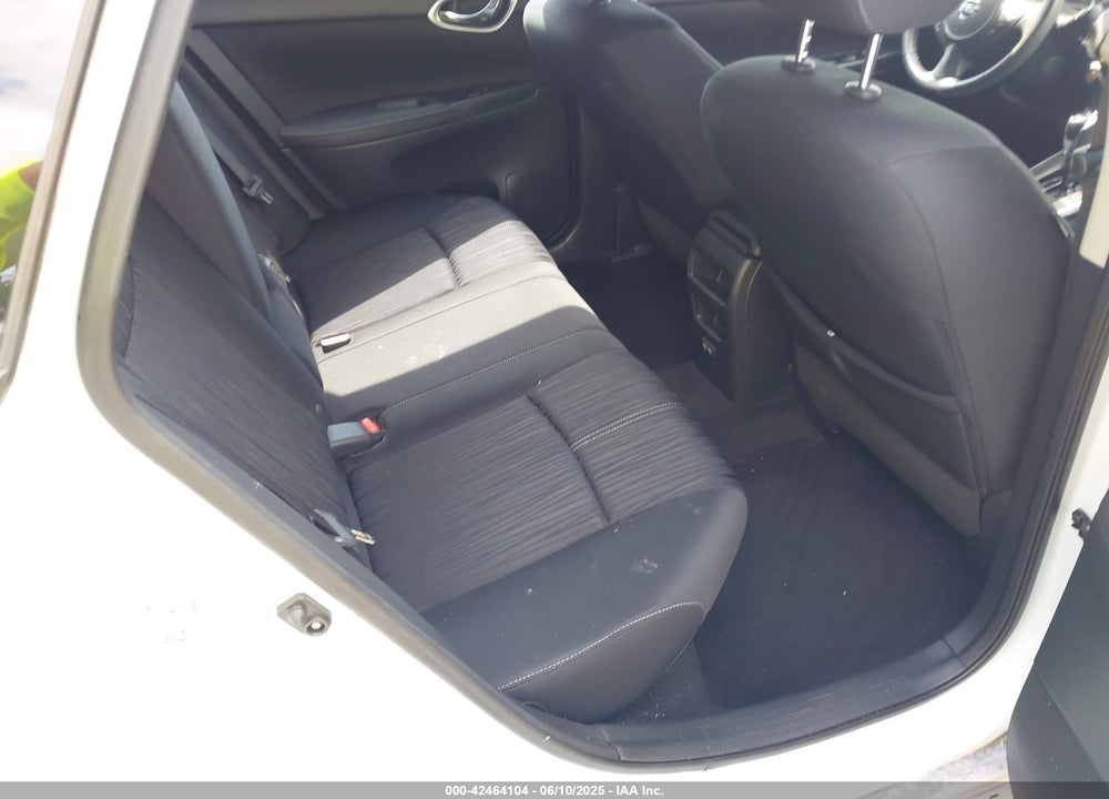 2018 NISSAN SENTRA SV VIN: 3N1AB7APXJY304451