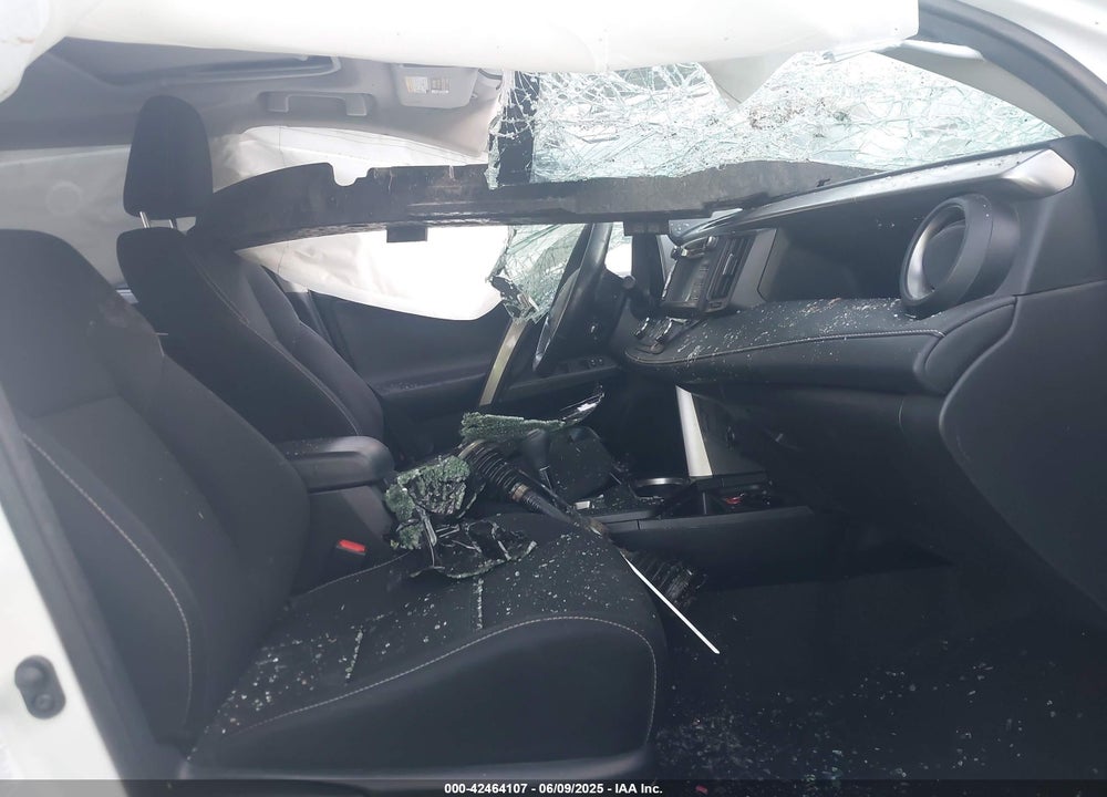 2018 TOYOTA RAV4 VIN: JTMWFREV4JJ188177
