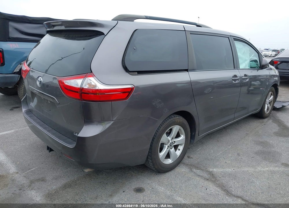 2015 TOYOTA SIENNA VIN: 5TDKK3DC5FS606862