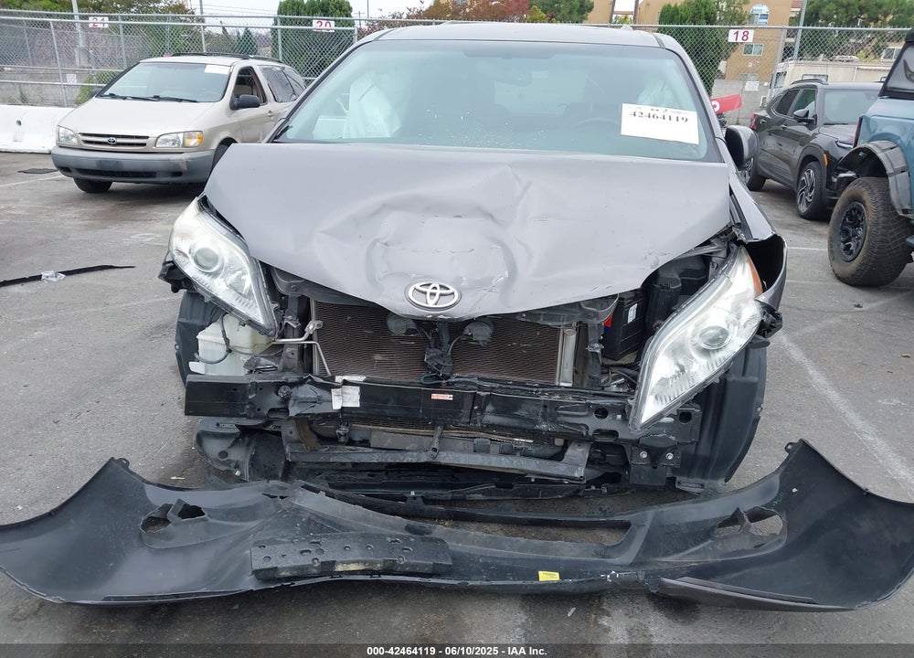 2015 TOYOTA SIENNA VIN: 5TDKK3DC5FS606862