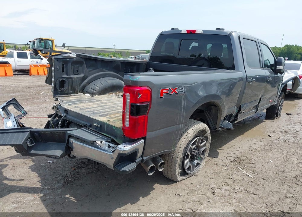 2024 FORD F-350 LARIAT VIN: 1FT8W3BM4REE29337