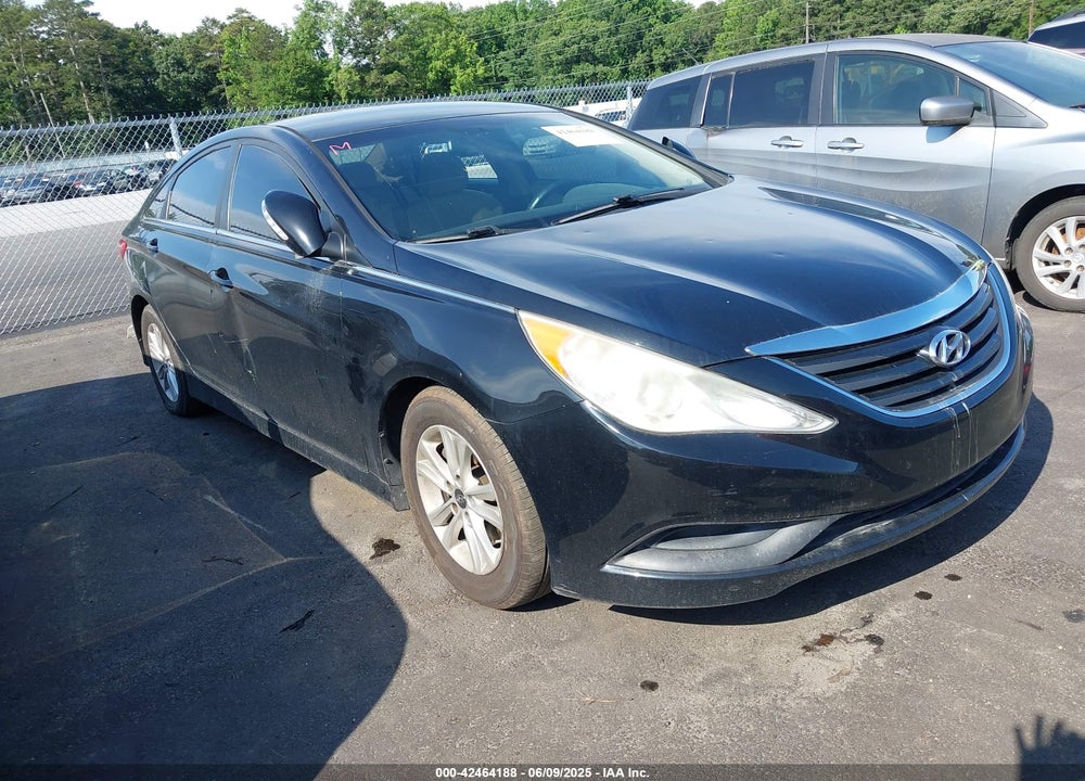 2014 HYUNDAI SONATA GLS VIN: 5NPEB4AC8EH837573