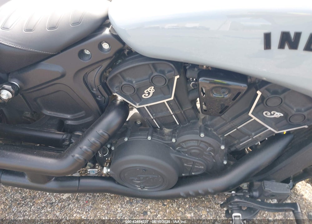 2024 INDIAN MOTORCYCLE CO. SCOUT ROGUE SIXTY ABS VIN: 56KMTC114R3200161