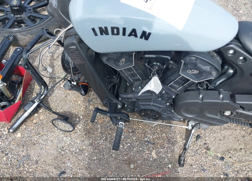 2024 INDIAN MOTORCYCLE CO. SCOUT ROGUE SIXTY ABS VIN: 56KMTC114R3200161