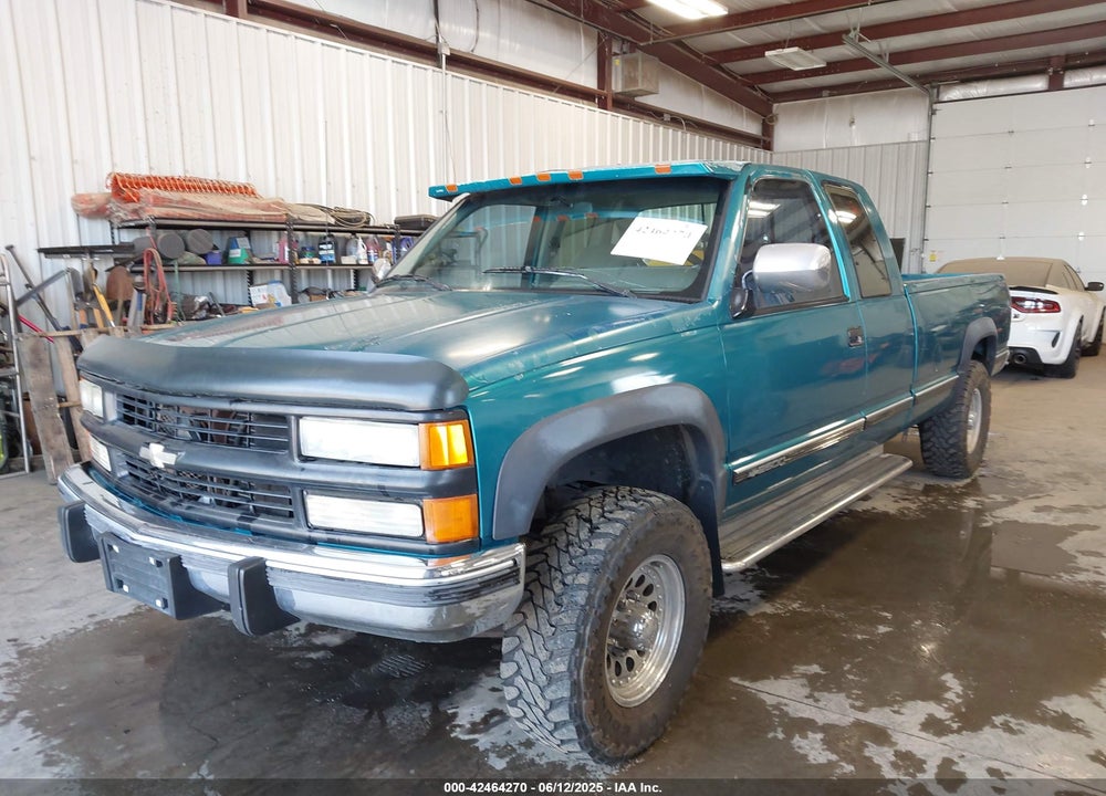1994 CHEVROLET GMT-400 K2500 VIN: 1GCGK29N6RE172715