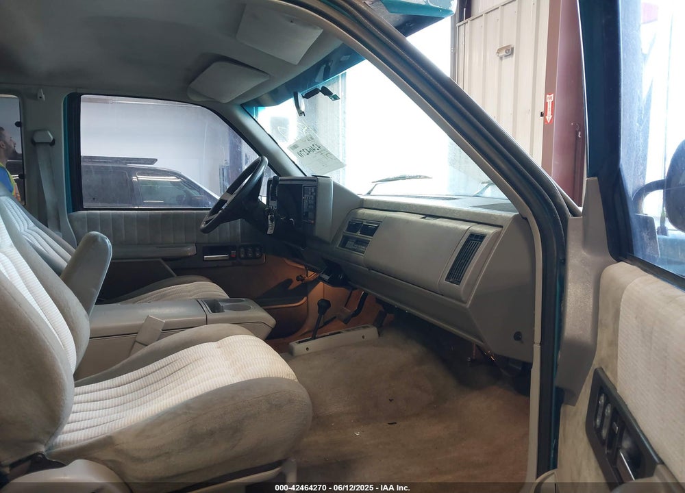 1994 CHEVROLET GMT-400 K2500 VIN: 1GCGK29N6RE172715
