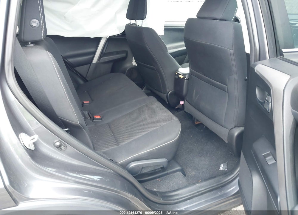 2017 TOYOTA RAV4 XLE VIN: 2T3WFREV7HW394783