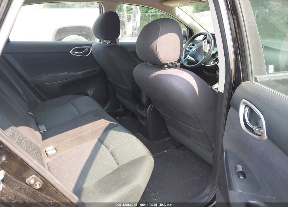 2014 NISSAN SENTRA SR VIN: 3N1AB7AP3EL634113