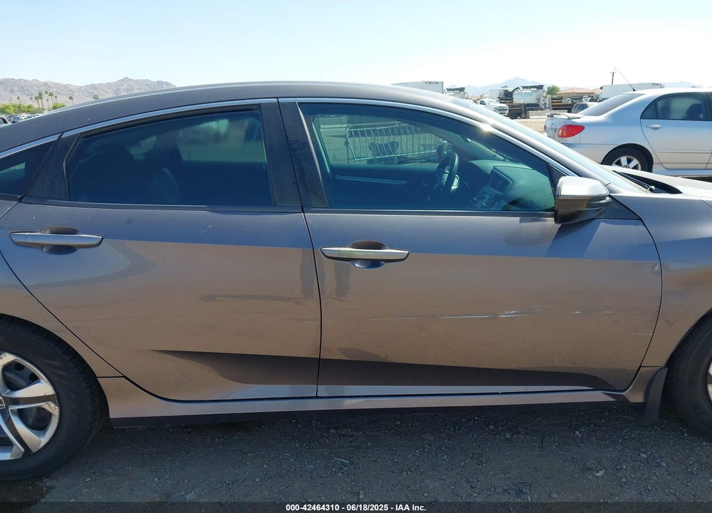2016 HONDA CIVIC VIN: 19XFC2F51GE014880