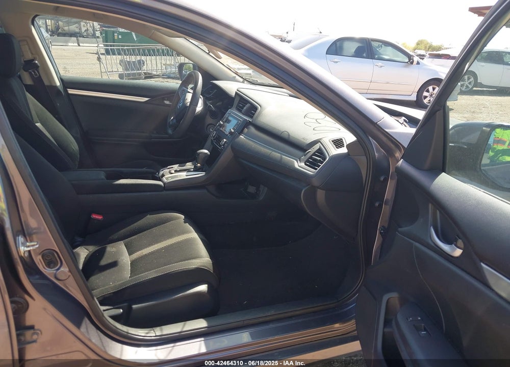 2016 HONDA CIVIC VIN: 19XFC2F51GE014880