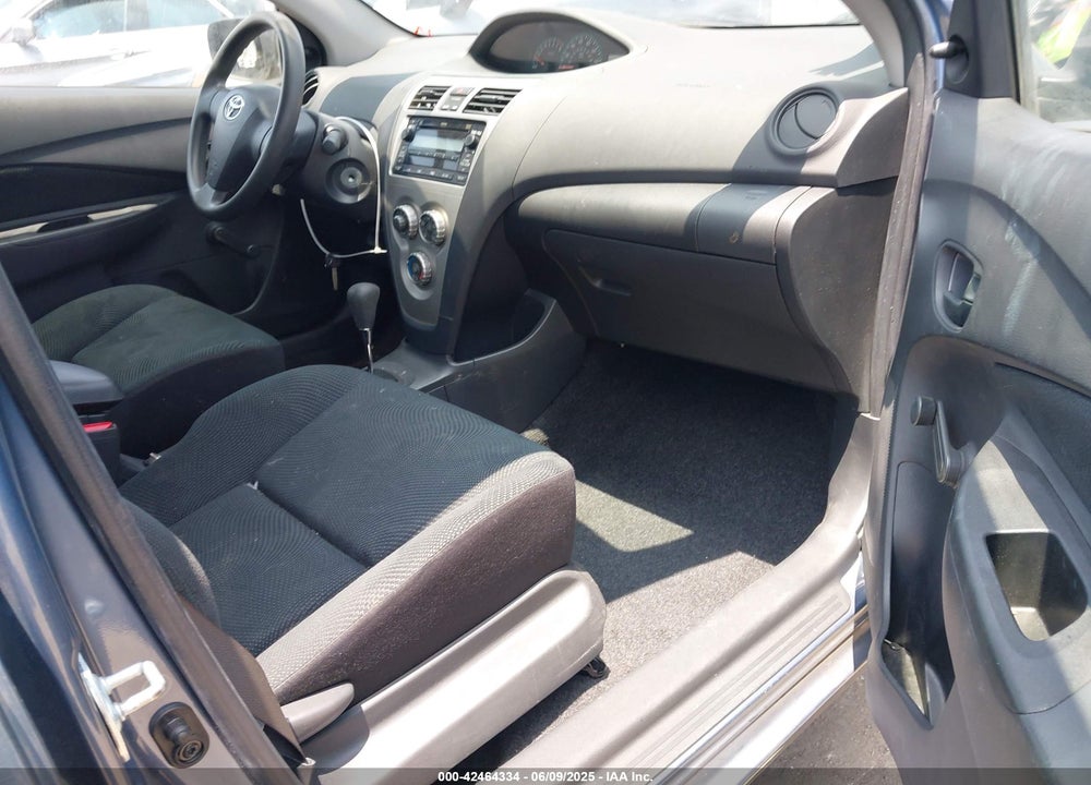 2009 TOYOTA YARIS VIN: JTDBT903491351404