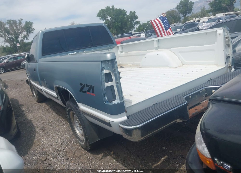 1990 CHEVROLET GMT-400 K2500 VIN: 1GCFK24KXLE263468