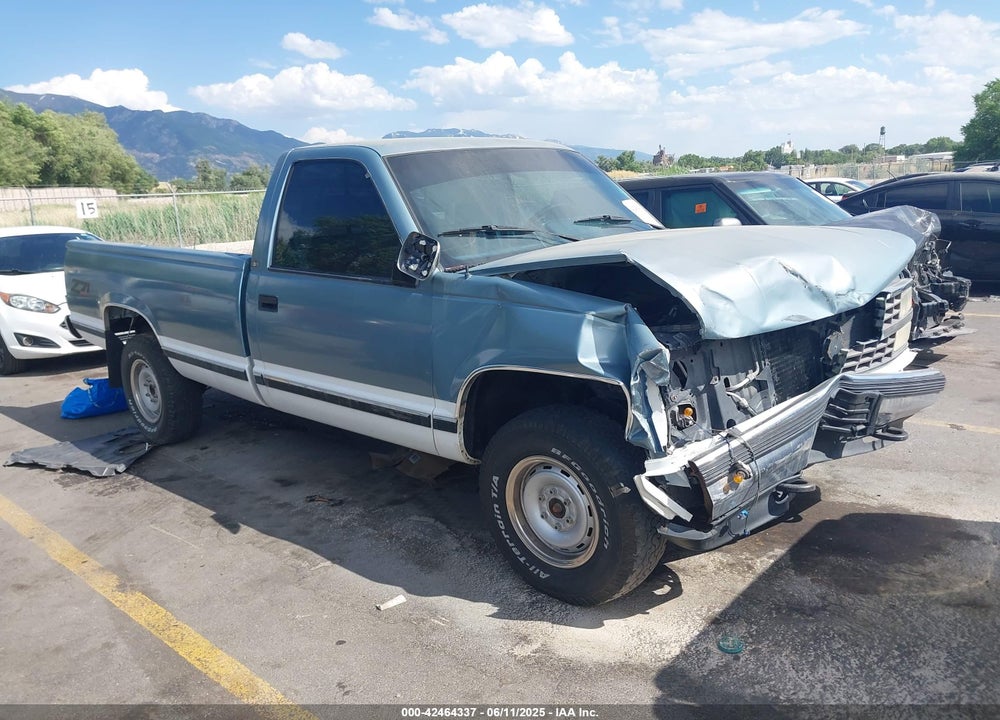 1990 CHEVROLET GMT-400 K2500 VIN: 1GCFK24KXLE263468