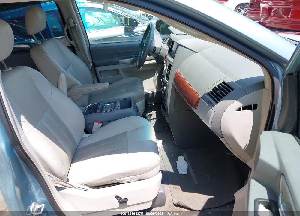 2008 CHRYSLER TOWN & COUNTRY TOURING VIN: 2A8HR54P28R760003