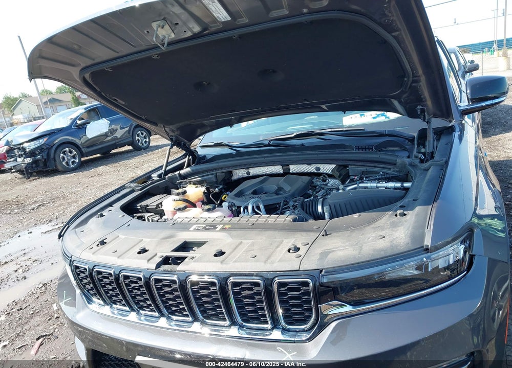 2022 JEEP GRAND CHEROKEE VIN: 1C4RJYB67N8716360