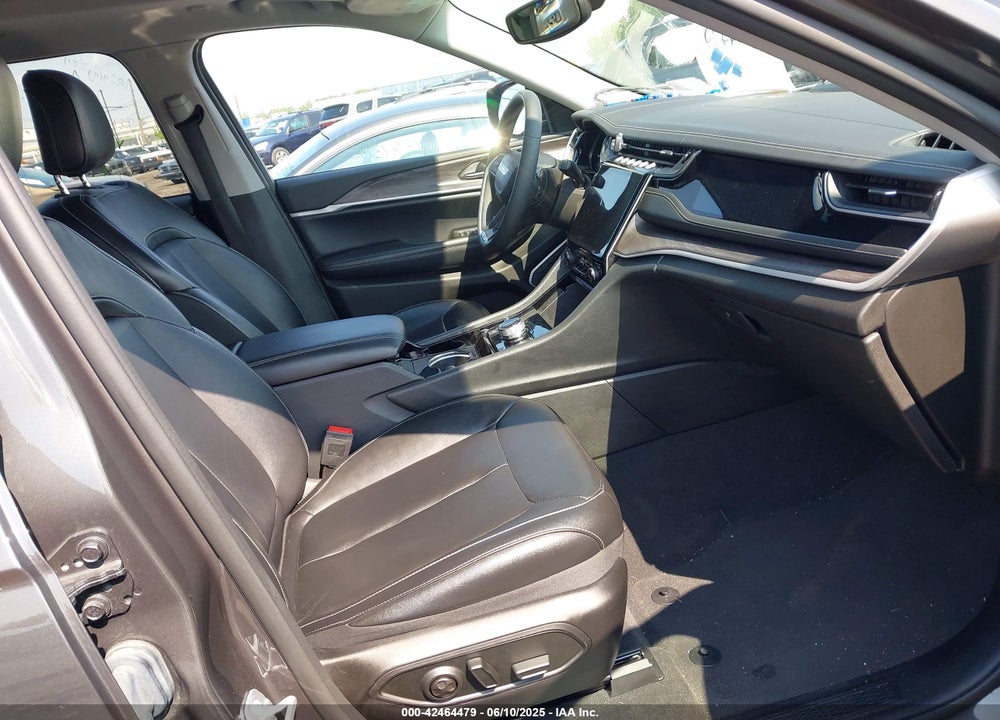 2022 JEEP GRAND CHEROKEE VIN: 1C4RJYB67N8716360