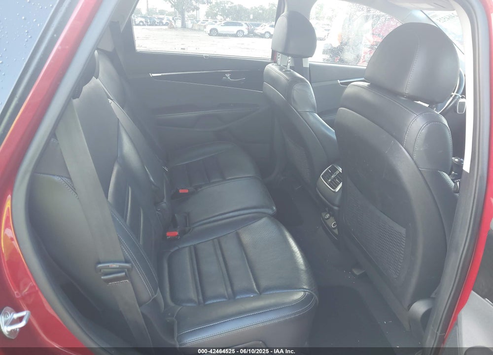 2018 KIA SORENTO VIN: 5XYPHDA50JG346392