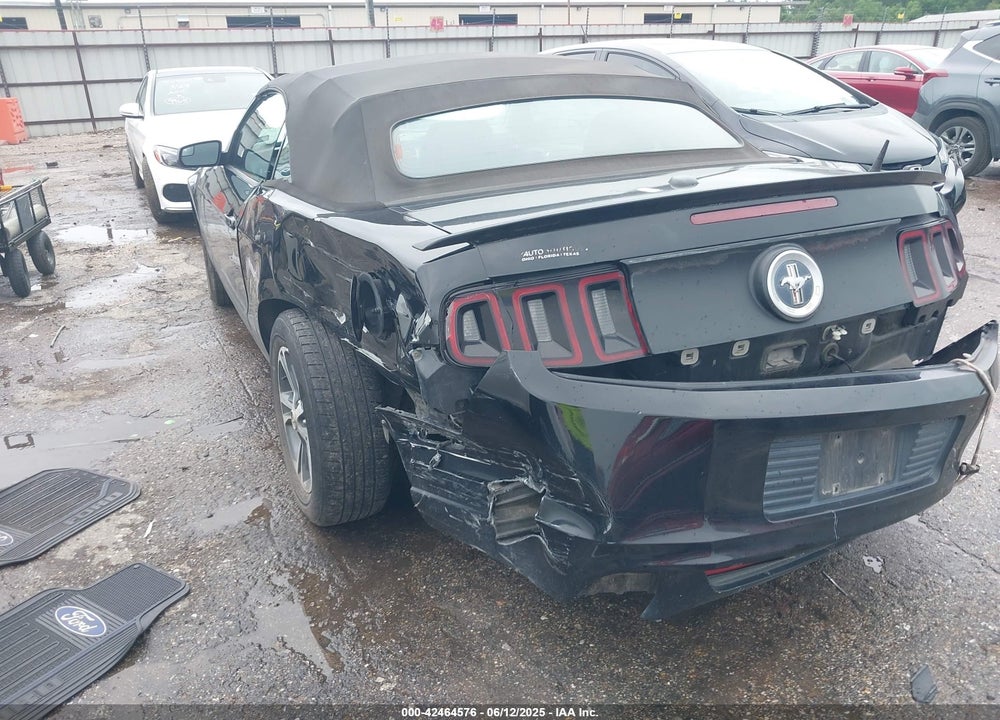 2014 FORD MUSTANG V6 PREMIUM VIN: 1ZVBP8EM6E5210950